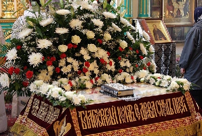 научите украшать иконы цветами - full_cat_8_rep_129_date_20090418153900.jpg