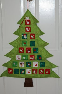 Елочка с кармашками для заданий - fav1.jpg