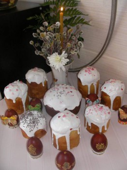 Куличи Выпекаем, украшаем, на стол подаем  - SANY0577.JPG
