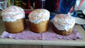 Куличи Выпекаем, украшаем, на стол подаем  - 20160429_091205.jpg