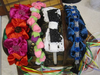 Два веночка, один обруч. Синяя повязка на резинке, для греческой прически