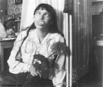 Посмотрите фотографии Царской семьи - x_52a83bb0.jpg