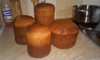 Куличи Выпекаем, украшаем, на стол подаем  - 20170414_075031.jpg