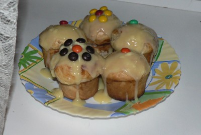 Куличи Выпекаем, украшаем, на стол подаем  - куличики.jpg