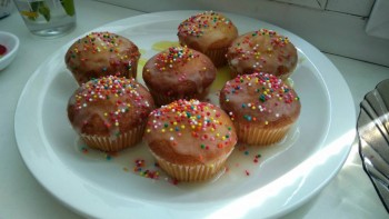 Куличи Выпекаем, украшаем, на стол подаем  - IMG-20180407-WA0025-1.jpg