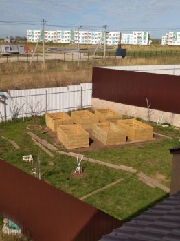 Соседи спустили корабли.