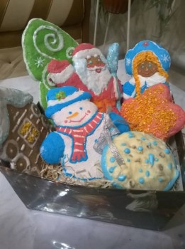 Пряники: роспись имбирных пряников и рецепты. - WP_20181223_019.jpg