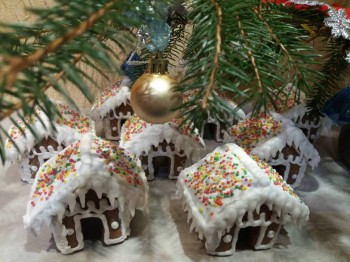 Пряники: роспись имбирных пряников и рецепты. - 0-02-04-15fe2a9406b8a30f27a55896d947faf2ec3d8269db4d0b0df2345cdb86f05fc5_afb8bf91.jpg