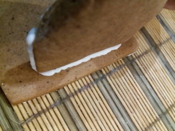 Строим пряничный дом - 0-02-05-8f6eafcd95820e95d617cb6341d1d7118330022103569e8ab89d3506ba1533b2_9f7a5f1.jpg