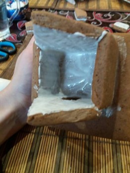 Строим пряничный дом - 0-02-05-d29d22f5eb65810e011c42a927f857db1d904ba395526a4c6e7af8cf8d876531_35e6c37b.jpg