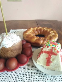 Куличи Выпекаем, украшаем, на стол подаем  - IMG_20190428_095621.jpg