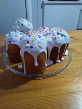 Куличи Выпекаем, украшаем, на стол подаем  - IMG_20190505_220052.jpg
