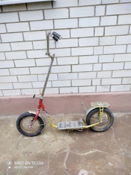 С надувными колёсами, классный! Легкий