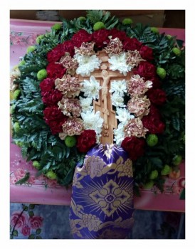 Это первый на основе (выносят прямо с цветами)