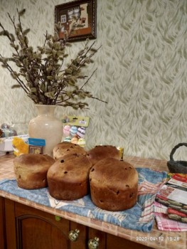 Куличи Выпекаем, украшаем, на стол подаем  - P00412-192859.jpg