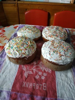 Куличи Выпекаем, украшаем, на стол подаем  - IMG_20200417_165858.jpg