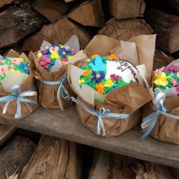 Куличи Выпекаем, украшаем, на стол подаем  - IMG_20200417_211239_108.jpg