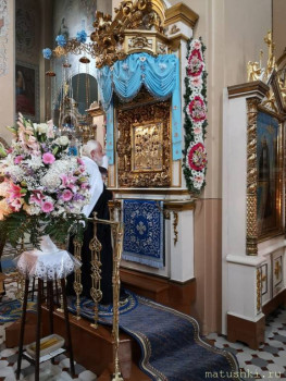 научите украшать иконы цветами - 9598BD0C-FE20-4D9B-BA47-3951FB82CF75.jpeg