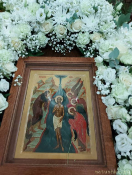 научите украшать иконы цветами - 20220118_135408.jpg