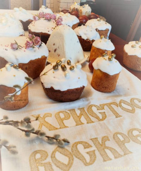 Куличи Выпекаем, украшаем, на стол подаем  - IMG_20250420_090259.jpg