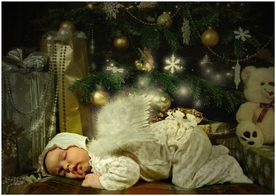 Исполнитель желаний - Маллыш под елкой.jpg