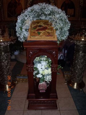 научите украшать иконы цветами - DSCN0594.JPG