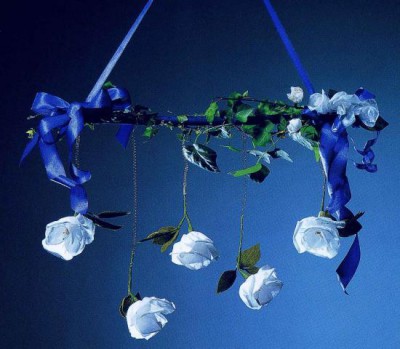 Цветы из декоративной бумаги - для окна.jpg