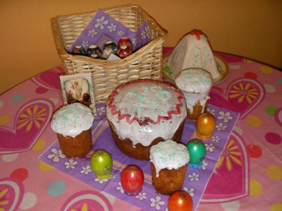 Куличи Выпекаем, украшаем, на стол подаем  - SANY2456.JPG
