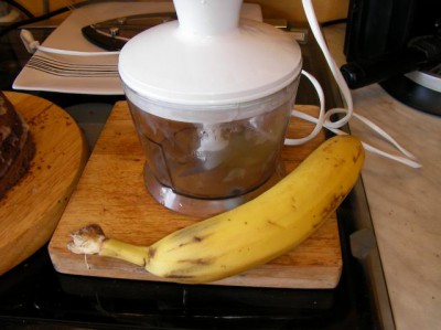 Банан в блендере