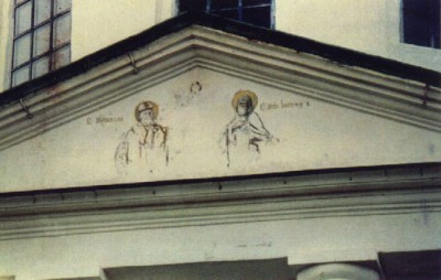 Чудеса православия - Самопроизвольное обновление фресок на одном из московских храмов.jpg