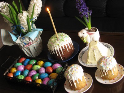 Куличи Выпекаем, украшаем, на стол подаем  - IMG_0344A.jpg