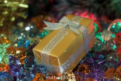 Новый год - Новый-год-с-подарками-1291620433_93.jpg