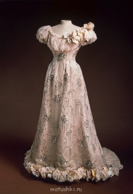 Одежда а-ля 19-й век.Ваше мнение? - af507547c618.jpg