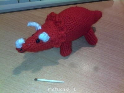 Амигуруми или вязанные игрушки - Динозавр-трицератопс.jpg