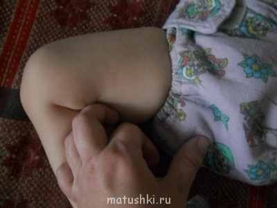 Вот такое плотное прилегание, но не сдавливает, следов натирания нет- нам 1,4 -бегаем.