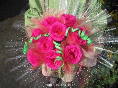 Конфетные букеты: обещанный мастер-класс по тюльпанам, стр 3 - осень 2012 033.jpg