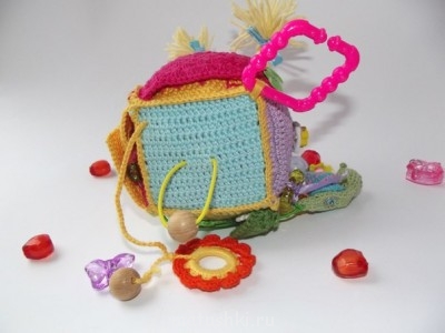 Слингобусы и развивающие игрушки - mU9J1qW__jI.jpg