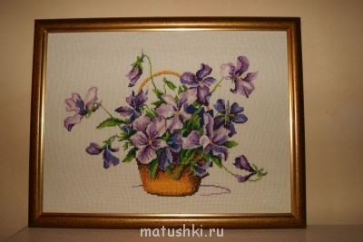 Букет фиалок