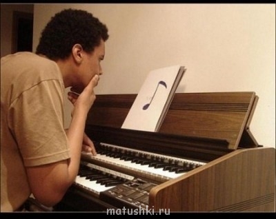ВесЁлыЕ кАртинКи про нОтки, МУзыКу и т.п. - x_6ea92ce0.jpg