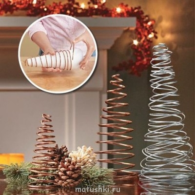 Подготовка к Рождеству Христову - медные елки.jpg