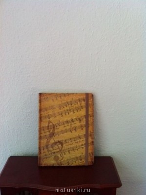 Фотозагадки - нотная тетрадь.jpg