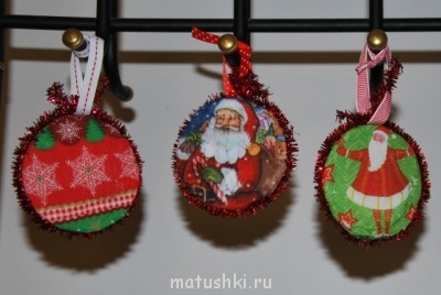 тоже декупаж двухсторонний. Имитация елочного шара