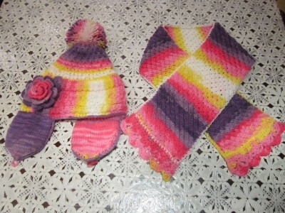 Шапка для младшей (шарф крючком)