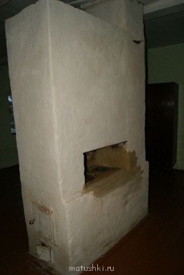 Печка во второй комнате