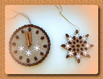 Зерна кофе и корица.