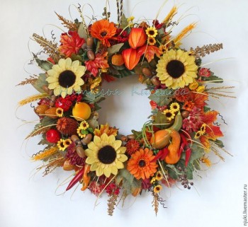 Праздничный флэшмоб С Днем учителя  - 65a93caf913067d61894863ab56t--tsvety-floristika-venok-na-dver-ili-stenu.jpg