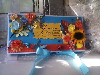 Фото с телефона.  Приходится фотать селфи, так как другая камера телефона очень плохая. А третьего - не дано. Фотоаппарат украли.