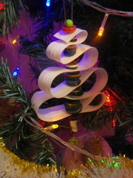 Ёлочка из подручных средств.